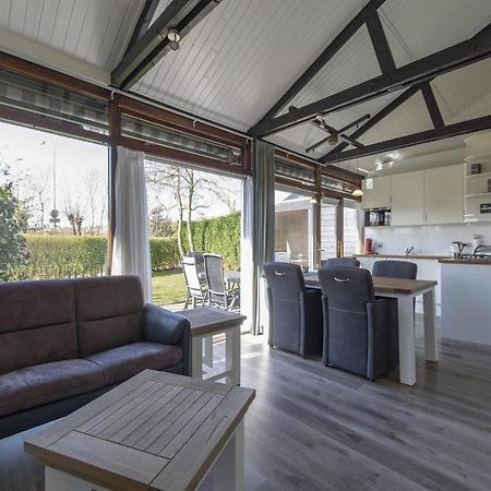 Exquisite Bungalow By The Sea Sint Maartensvlotbrug Exterior foto
